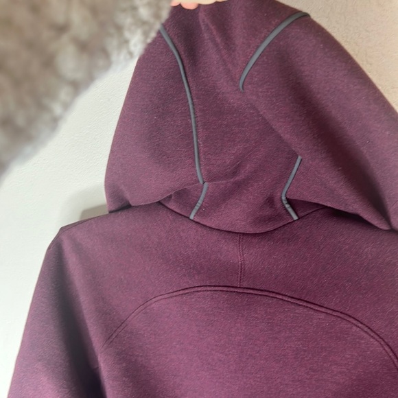 LULULEMON Burgundy Hooded Full Zip Jacket Size 4 - Picture 16 of 16